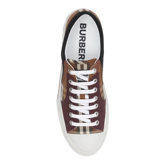 Burberry
Kai Check Low-Top Sneakers (39/9) - Picture 12 of 13